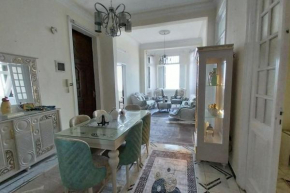 Beachfront downtown apartment